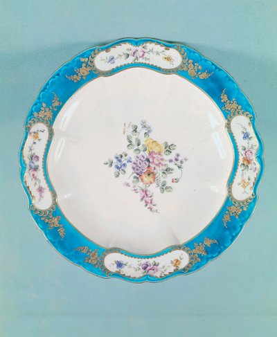 Piatto decorato con un motivo floreale, Sevres da François Boucher