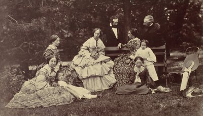 [Ritratto di gruppo di quattro donne, due uomini e tre bambini in un giardino], 1850-60 da Franz Antoine
