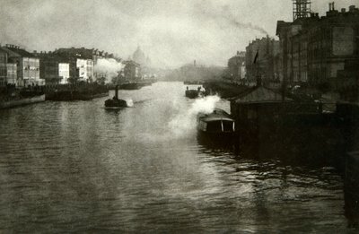 Il fiume Fontanka a San Pietroburgo, Russia, 1900s da Fred Boisson