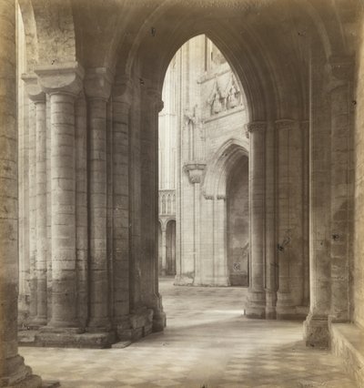 Cattedrale di Ely: Il tardo pomeriggio attraverso i transetti da Frederick H. Evans