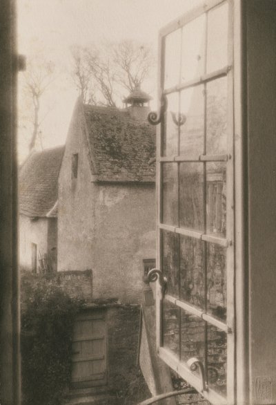 Da una finestra a Kelmscott Manor, 1896 da Frederick Henry Evans