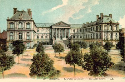 Amiens, Il Palazzo di Giustizia da French Photographer