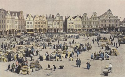 Arras, La grande Piazza, un giorno di mercato dei cereali da French Photographer