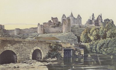 Bressuire, Rovine del Castello, Esterno, Vista S O da French Photographer