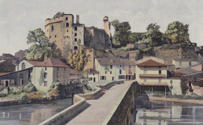 Clisson, Vecchio ponte e rovine del Castello da French Photographer