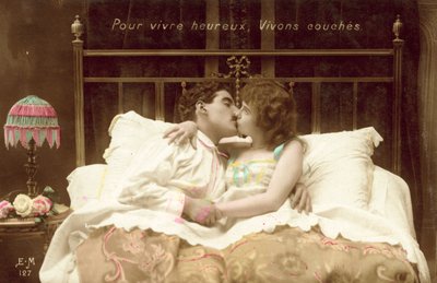 Coppia che si bacia a letto da French Photographer