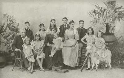 Ferdinand De Lesseps, con sua moglie e i suoi figli da French Photographer