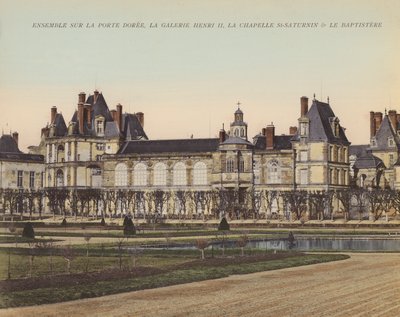 Fontainebleau: Insieme sulla Porta Dorata, La Galleria Enrico II, La Cappella di San Saturnino e Il Battistero da French Photographer
