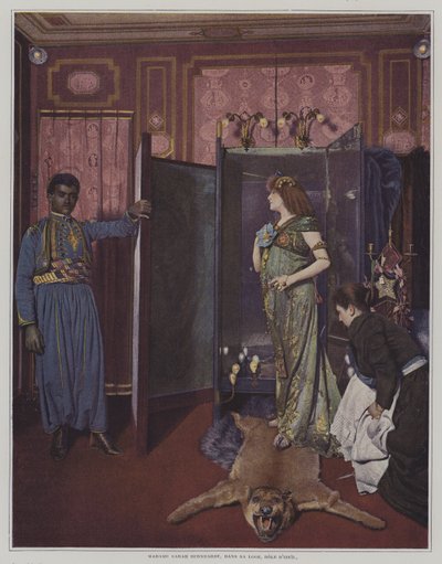 Attrice teatrale francese Sarah Bernhardt nel suo camerino nel costume per il ruolo principale nella commedia di Morand e Sylvestre Izeil da French Photographer