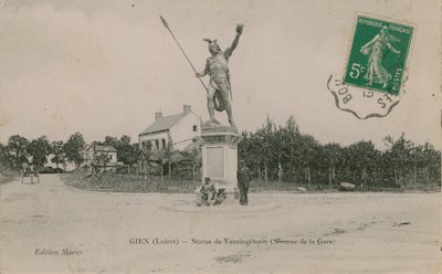 Gien (Loiret), Statua di Vercingetorige da French Photographer