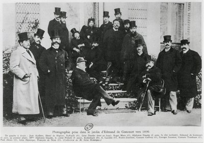 Gruppo nel giardino di Edmond Huot de Goncourt, c.1890 da French Photographer