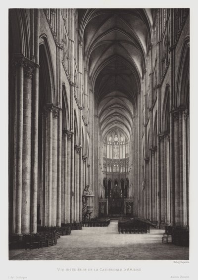 Vista interna della Cattedrale di Amiens da French Photographer