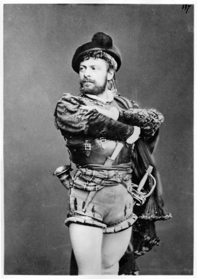 Mounet-Sully (1841-1916) come Hernani in 