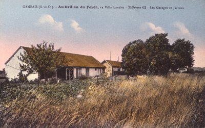 Cartolina raffigurante la casa di Henri Desire Landru (1869-1922) a Gambais da French Photographer