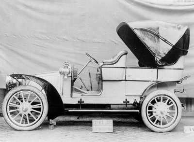 Automobile Renault Kellner, 1903 da French Photographer