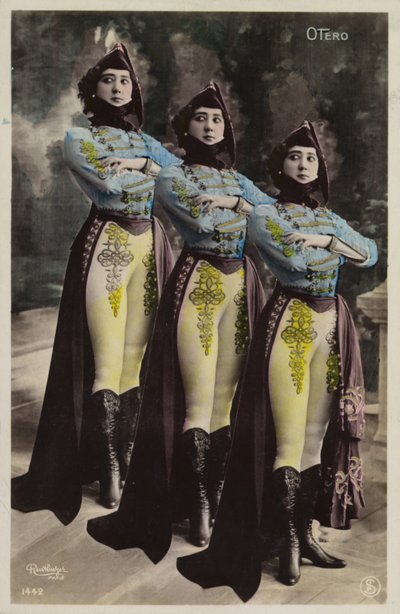 Tre donne identiche da French Photographer