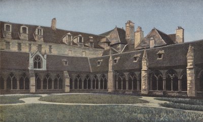 Treguier, Chiostro, Vista interna da French Photographer
