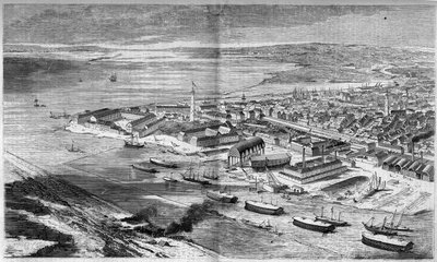 Vista aerea della città e del porto di Lorient, Morbihan (56) da French School