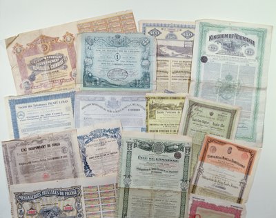 Collezione di certificati obbligazionari, inizio XX secolo da French School