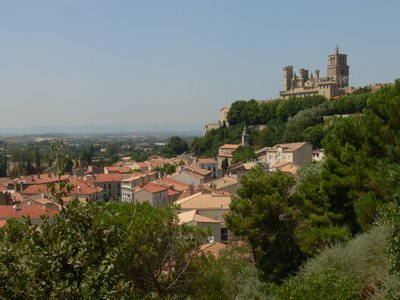Vista della cattedrale da sud da French School