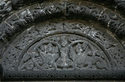 Raffigurante il timpano sopra la porta nord da French School