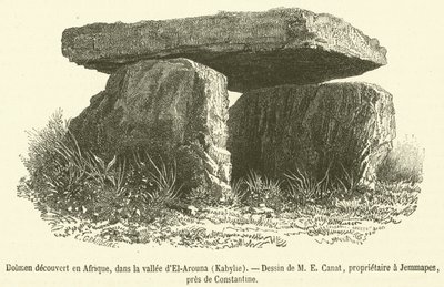 Dolmen scoperto in Africa, nella valle di El-Arouna, Cabilia da French School