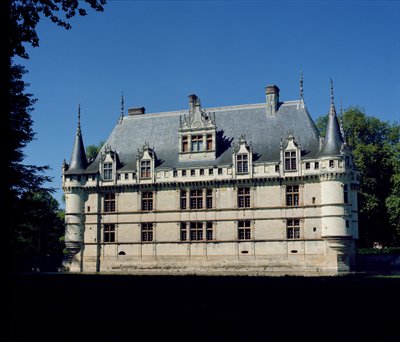 Vista generale del Castello di Azay-le-Rideau, costruito per Gilles Bertholet, 1518-27 da French School