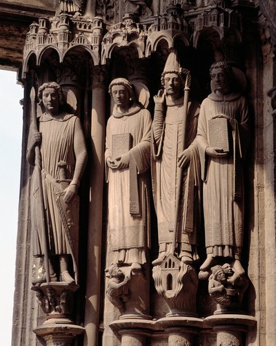 Arte gotica: Figure di martiri, a sinistra San Teodoro, un soldato romano (baia del portale sud della Basilica di Notre Dame de Chartres) da French School