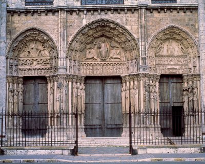 Architettura gotica: portale reale o grande portale della facciata occidentale. Cattedrale di Notre-Dame de Chartres da French School