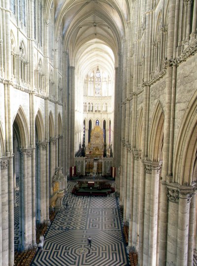 Interno della Cattedrale di Amiens (Somme 80) da French School