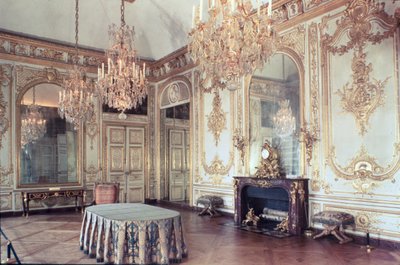 Interno della Salle du Conseil (Sala del Consiglio) 1701-55 da French School