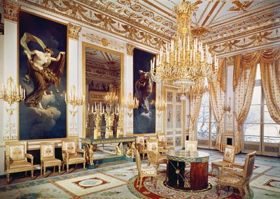 Interno del Salon des Quatre Saisons da French School