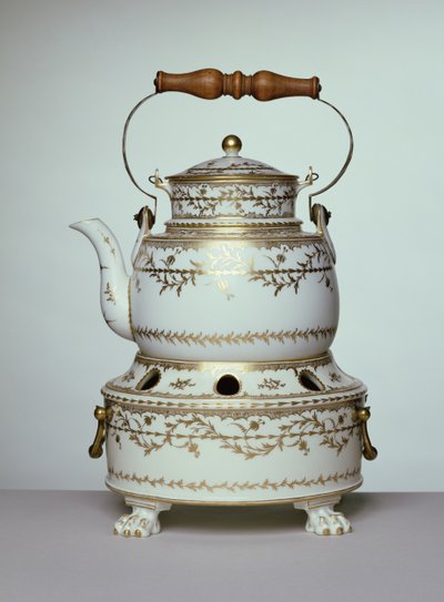Bollitore e supporto in porcellana di Luigi XVI, Parigi, c.1775-91 da French School
