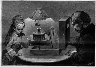 Illusione ottica: il teatro del prassinoscopio, apparecchio inventato da Émile Reynaud (1844-1918). Incisione in 