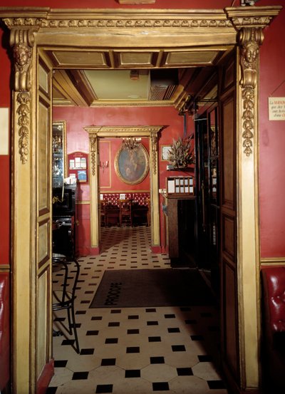 Veduta prospettica del caffè Procope, Parigi da French School