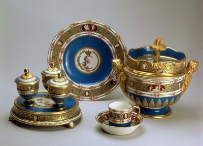 Plat de Menage, piatto, tazza e ciotola per gelato dal Blue Cameo Service, Sevres, 1778-9 da French School
