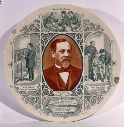 Piatto con una fotografia di Louis Pasteur (1822-95) di Pierre Petit (1832-1909), e scene della sua vita da French School