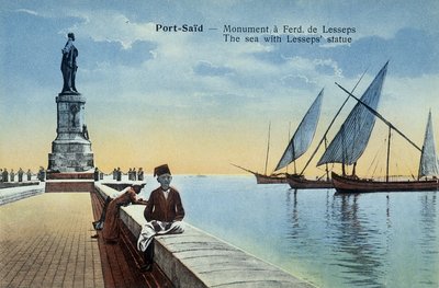 Cartolina di Port Said. Monumento dedicato a Fernand de Lesseps con vedute del porto e del mare. Circa 1900 (cartolina) da French School
