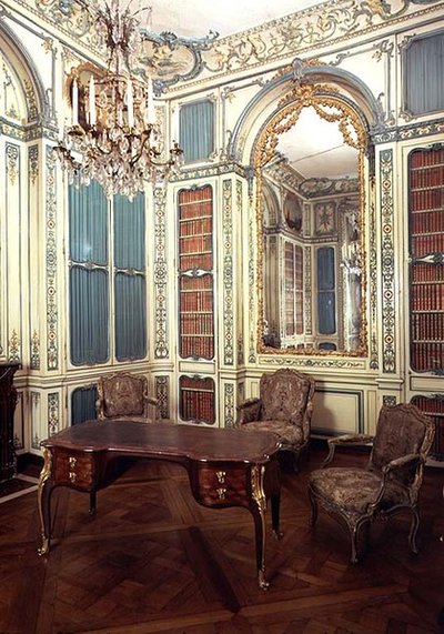 Studio privato del Delfino Luigi di Francia (1729-65) poi una biblioteca da French School