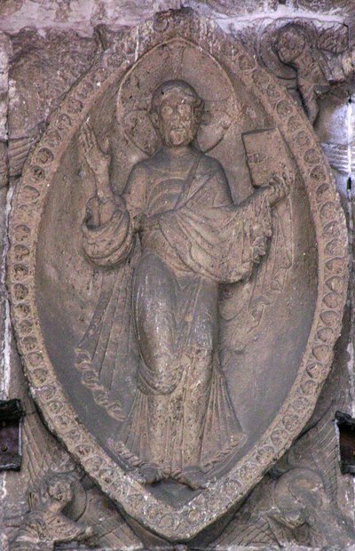 Rilievo raffigurante Cristo in una mandorla, dalla porta nord da French School
