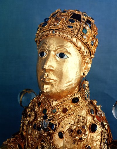 Statua reliquiario di St. Foy, (dettaglio) da French School