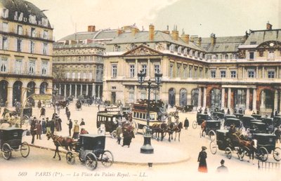 La Place du Palais Royal a Parigi, 1910 da French School