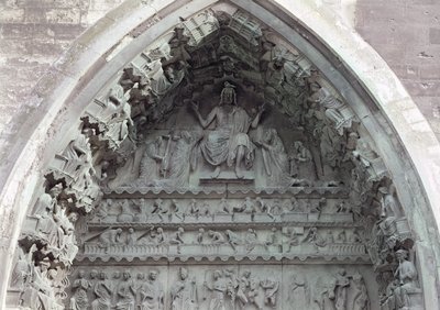 Timpano dal portale sinistro del transetto nord raffigurante il Giudizio Universale, 1225-40 da French School