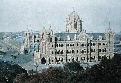 Victoria Terminus, Bombay, inciso da Gillot, c.1910 da French School