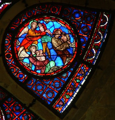 Finestra Ww raffigurante una scena del Giudizio Universale: anime che risorgono e vengono portate in cielo da French School