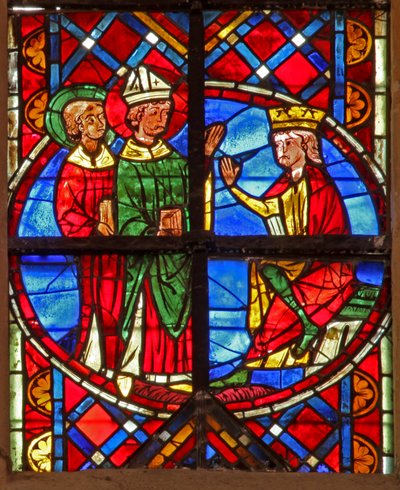Finestra w211 raffigurante una scena della vita di San Vincenzo: il santo davanti all