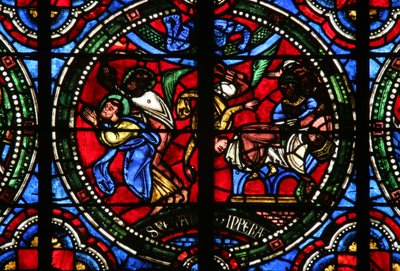 Finestra w2 che raffigura una scena della vita di San Pietro: Simon Mago cade mentre cerca di dimostrare le sue abilità di volo da French School