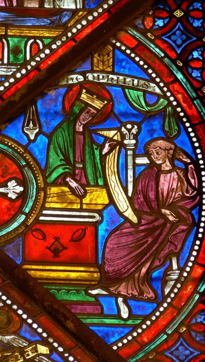 Finestra w6 raffigurante una scena della storia di Teofilo: la Vergine restituisce il patto da French School