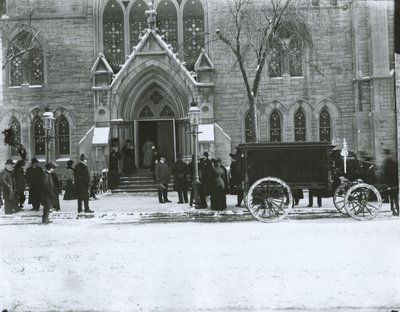 Funerale della signora Gilbert, Chiesa Riformata Olandese di Bloomingdale, New York City da G.P. Hall und Sohn