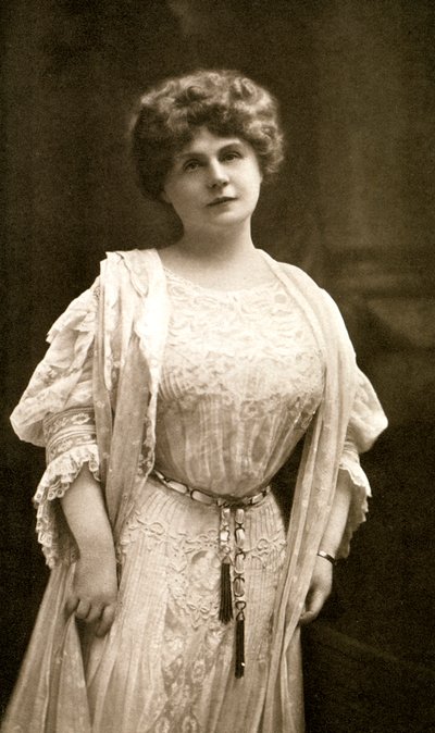 Marie Corelli, romanziere britannico, 1909 da Gabell